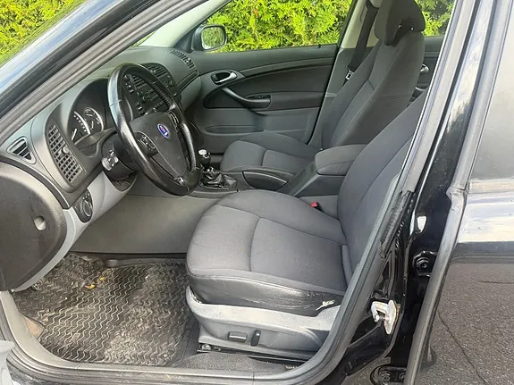 Saab 9-3 2005 photo 3