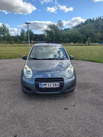 Suzuki Alto 2011 photo 2
