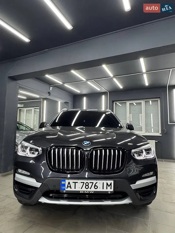 BMW X3 2018 photo 2