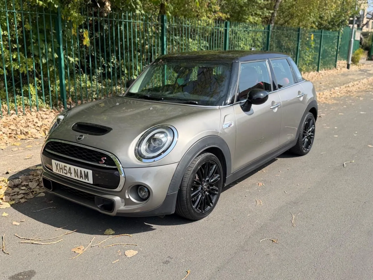 Mini Hatch