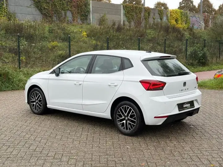 Seat Ibiza 2019 photo 2