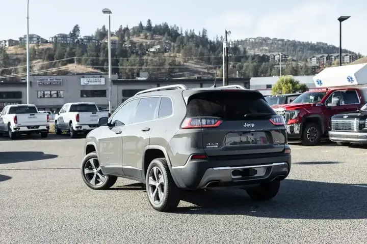 Jeep Cherokee 2019 photo 4