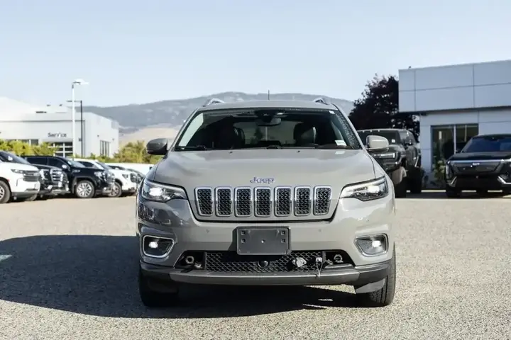 Jeep Cherokee 2019 photo 2