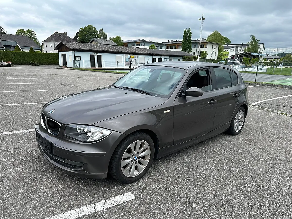 BMW 1 Series 2008 photo 2