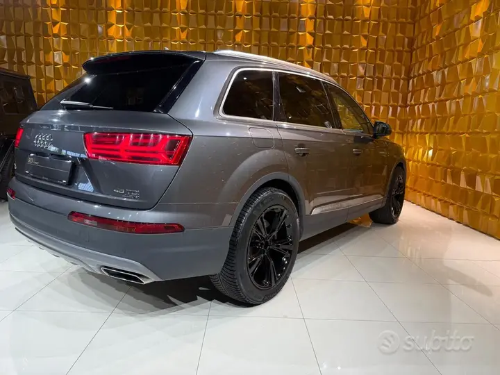 Audi Q7 2019 photo 4