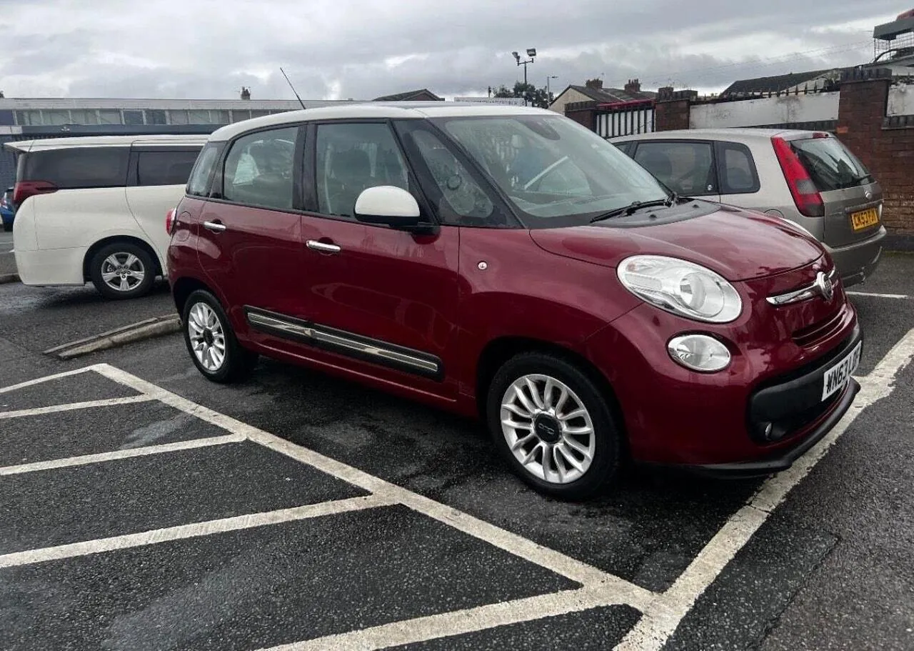 Fiat 500L 2013 photo 2