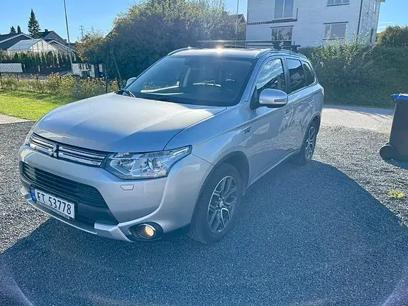 Mitsubishi Outlander 2016 photo 4
