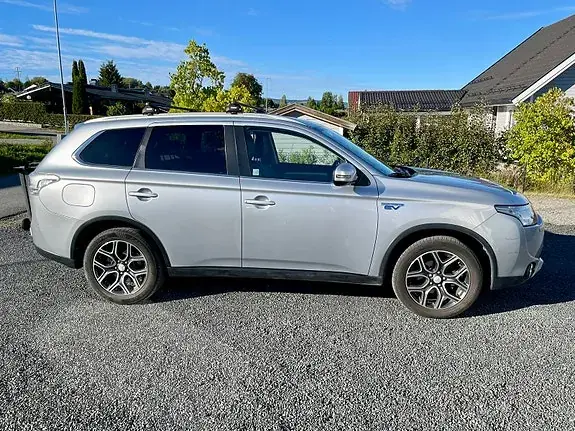 Mitsubishi Outlander 2016 photo 3