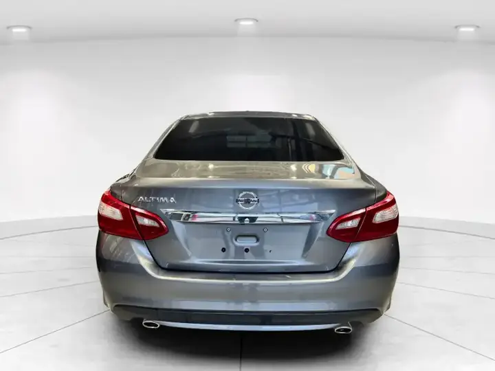 Nissan Altima 2018 photo 5