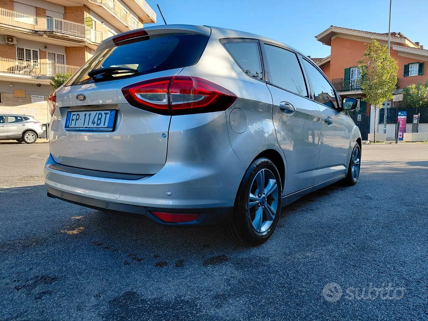 Ford C-Max 2018 photo 2