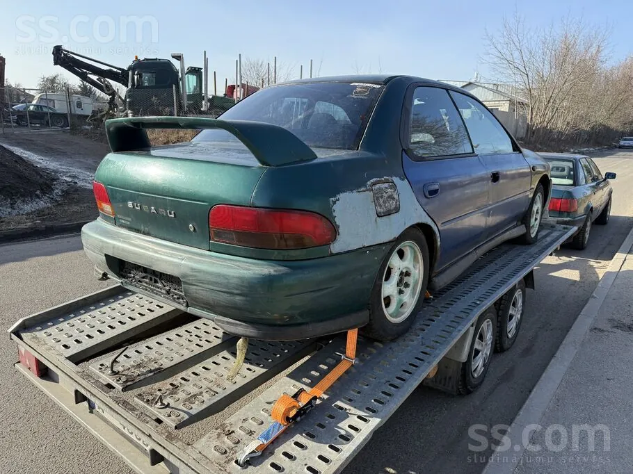 Subaru Impreza 1999 photo 4