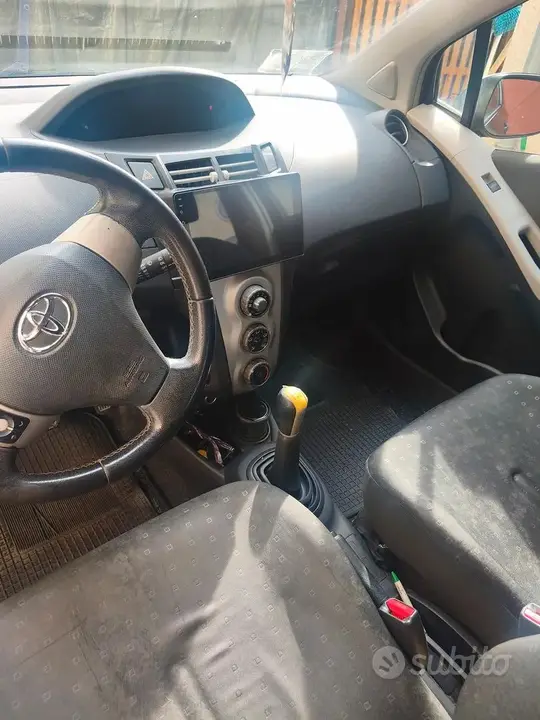 Toyota Yaris 2008 photo 5