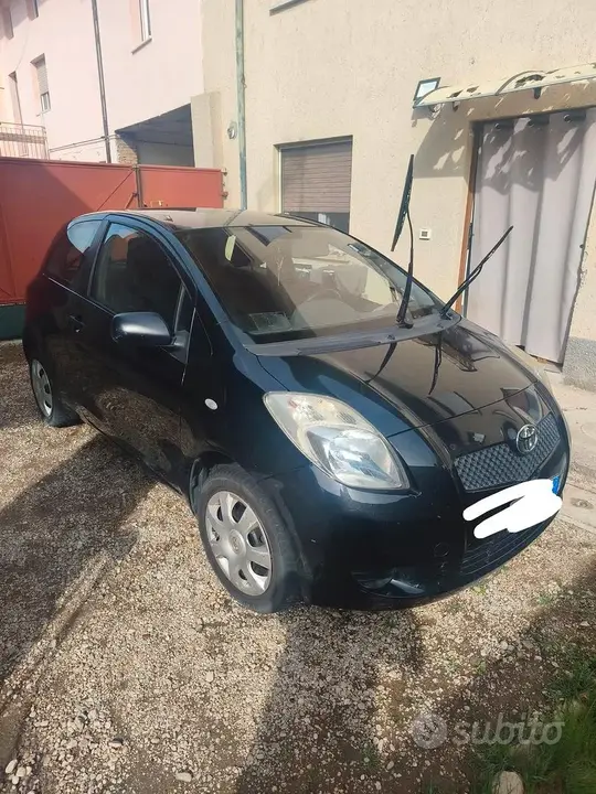 Toyota Yaris 2008 photo 3