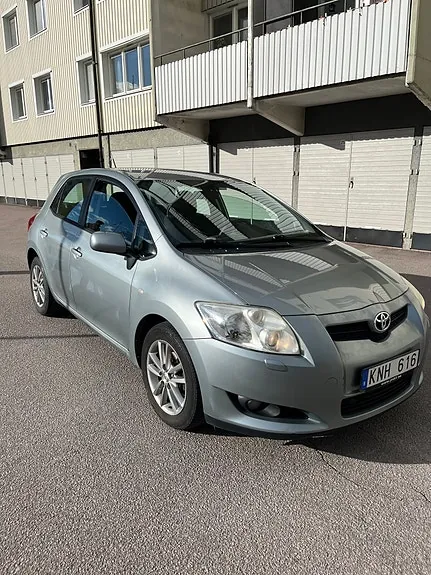 Toyota Auris 2009 photo 5