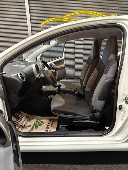 Peugeot 107 2014 photo 5