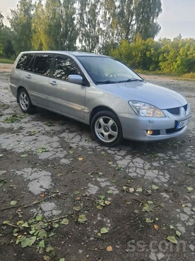 Mitsubishi Lancer 2005 photo 2