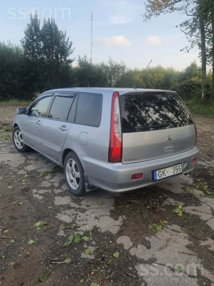 Mitsubishi Lancer 2005 photo 3