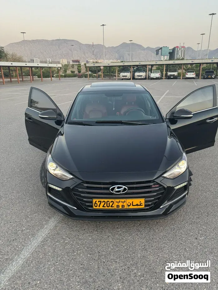 Hyundai Avante 2018 photo 2