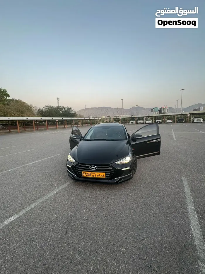 Hyundai Avante 2018 photo 4