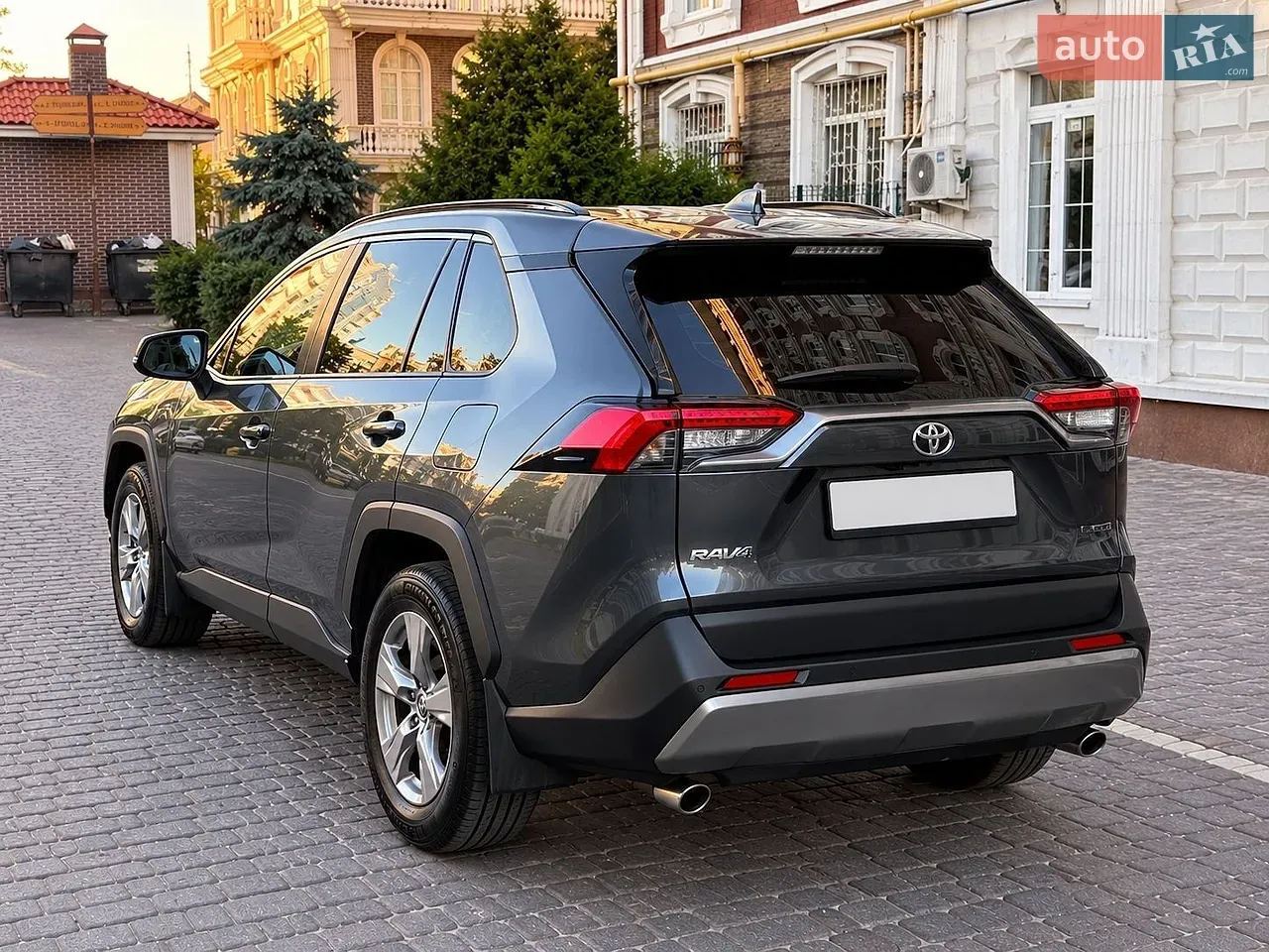 Toyota Rav4 2023 photo 4