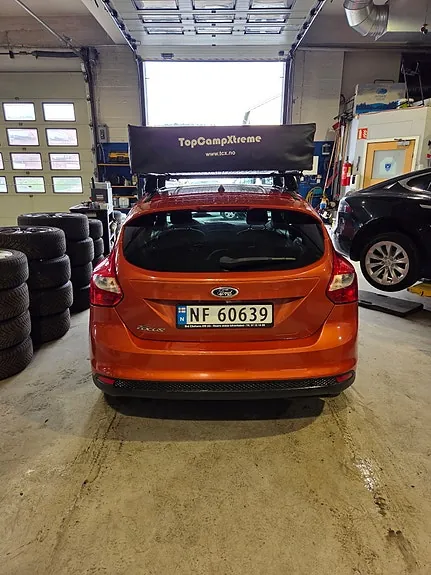 Ford Focus 2012 photo 2