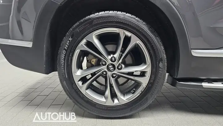 Hyundai Santa Fe 2019 photo 4