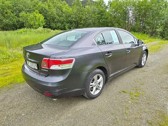 Toyota Avensis 2009 photo 5
