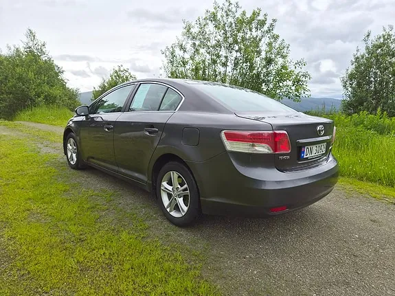Toyota Avensis 2009 photo 3