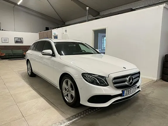 Mercedes-Benz E200