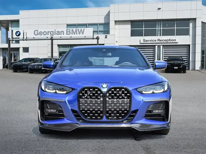 BMW 4 Series 2023 photo 2