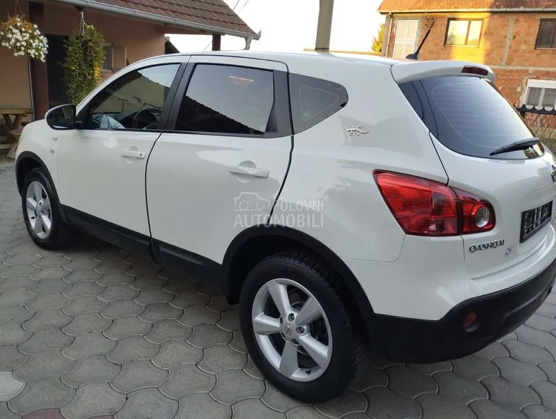 Nissan Qashqai 2009 photo 3