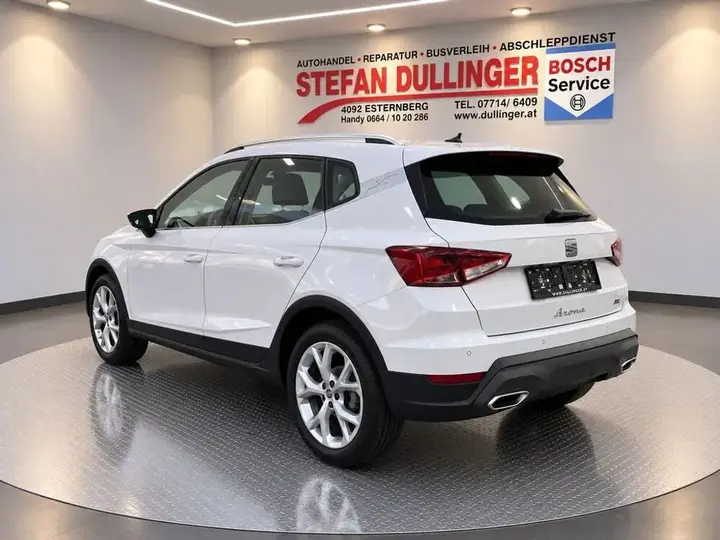 Seat Arona 2023 photo 3
