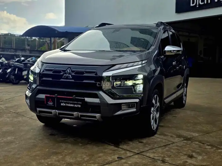 Mitsubishi Xpander Cross