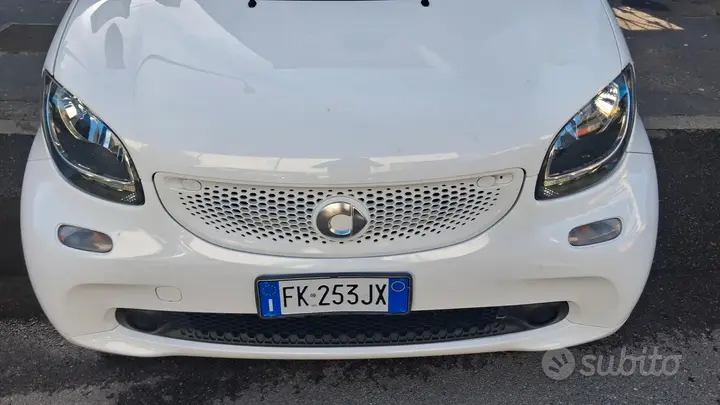 Smart Fortwo 2017 photo 2