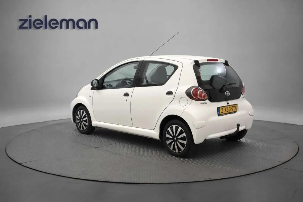 Toyota Aygo 2014 photo 3