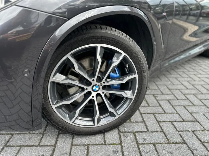 BMW X3 2018 photo 2