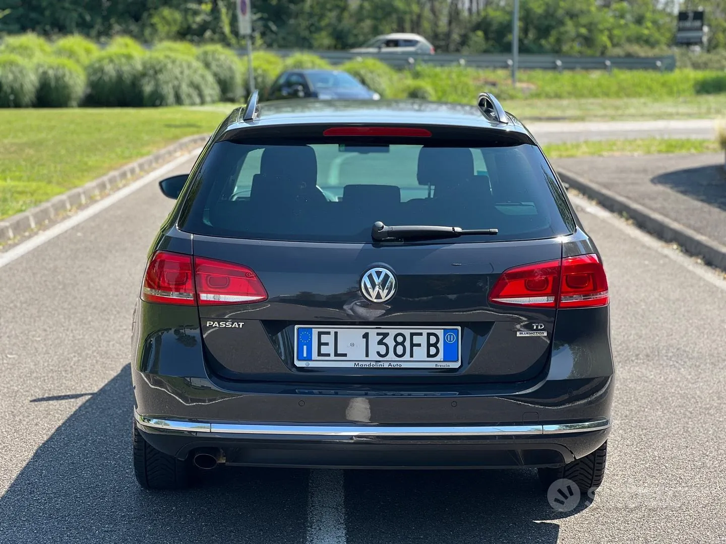 Volkswagen Passat 2011 photo 5