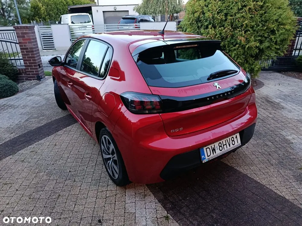 Peugeot 208 2020 photo 3
