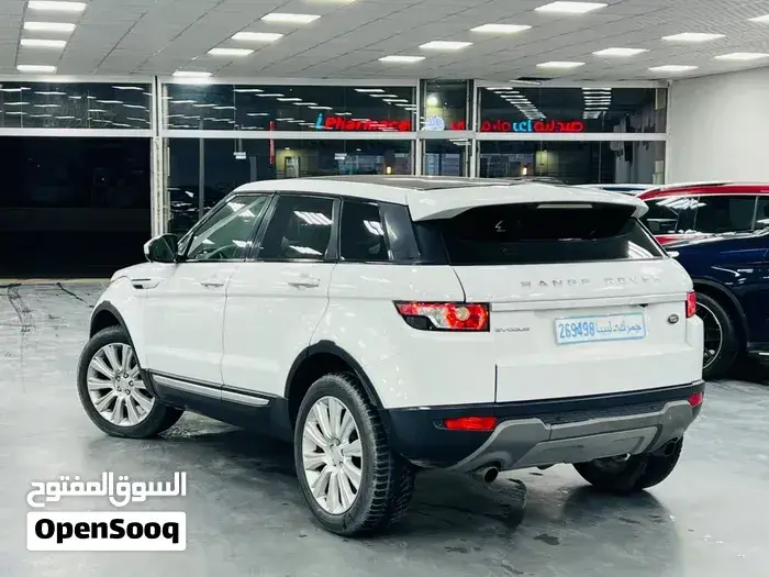 Land Rover Evoque 2014 photo 2