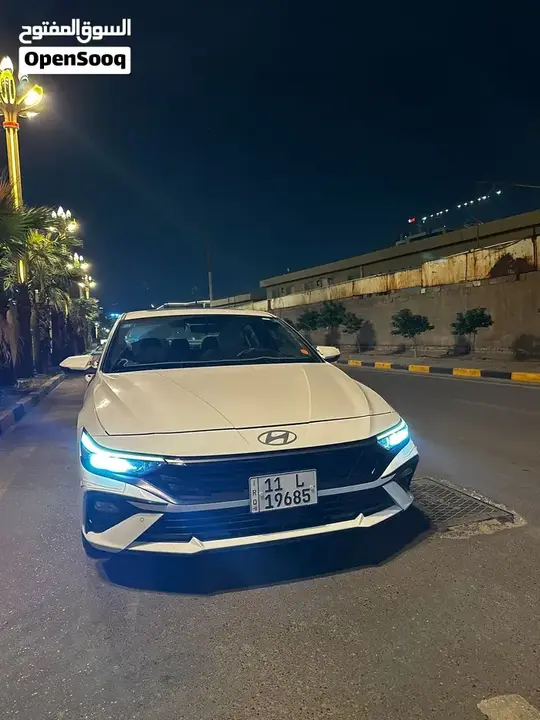 Hyundai Elantra 2024 photo 2