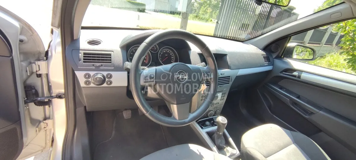 Opel Astra H 2006 photo 5