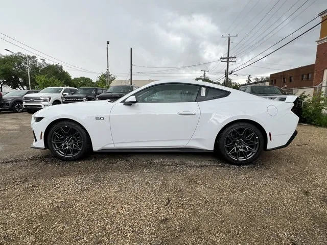 Ford Mustang 2026 photo 4