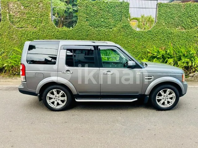 Land Rover Discovery 2012 photo 5