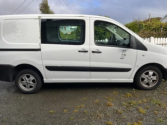 Peugeot Expert 2010 photo 3