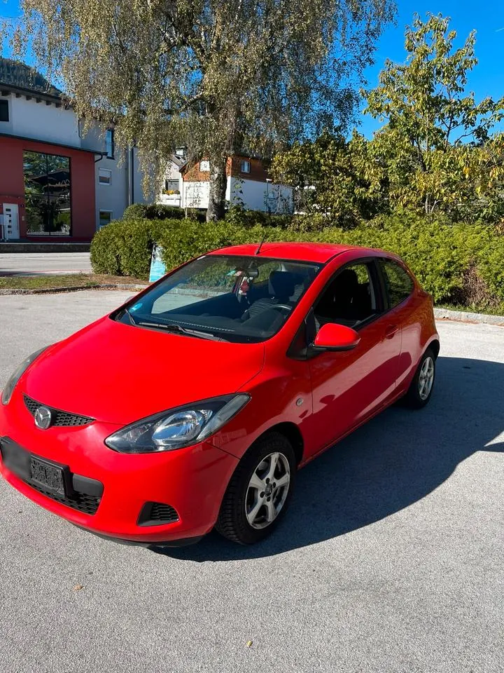 Mazda 2