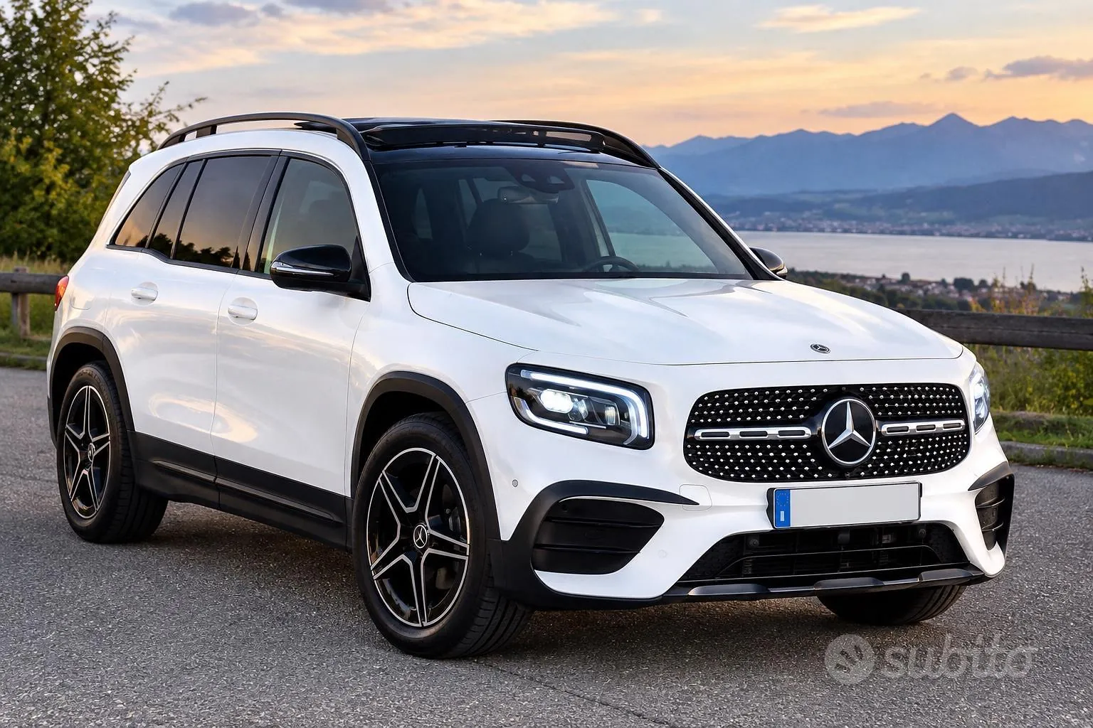 Mercedes-Benz Glb