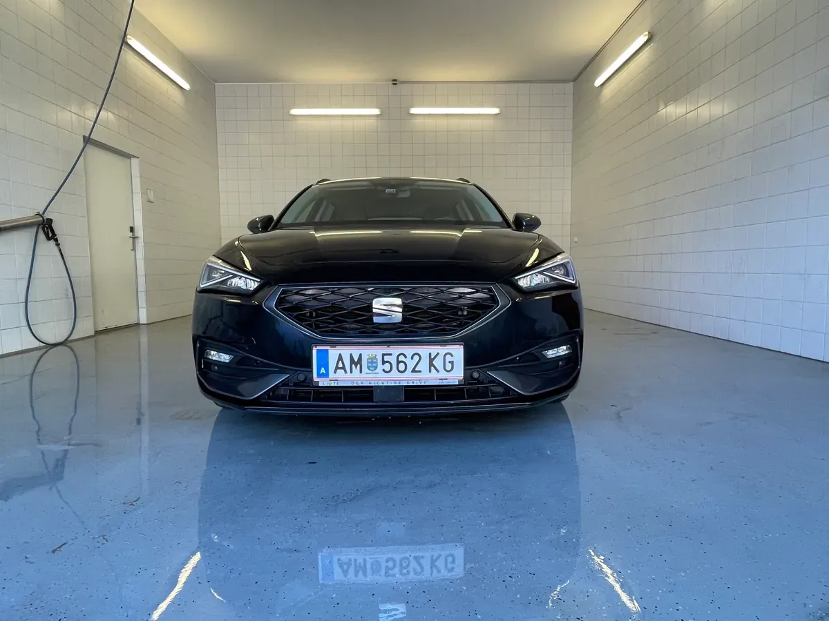 Seat Leon 2021 photo 2