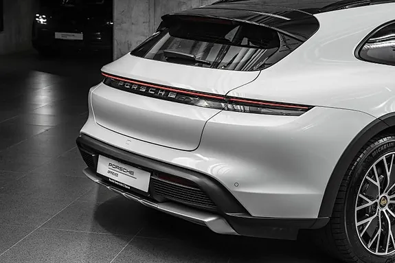 Porsche Taycan 4 2024 photo 5