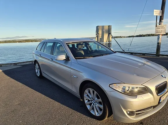 BMW 520I 2013 photo 2