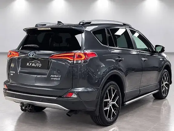 Toyota Rav4 2017 photo 2